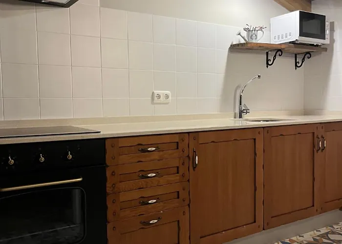 Etxekone * Guernica y Luno